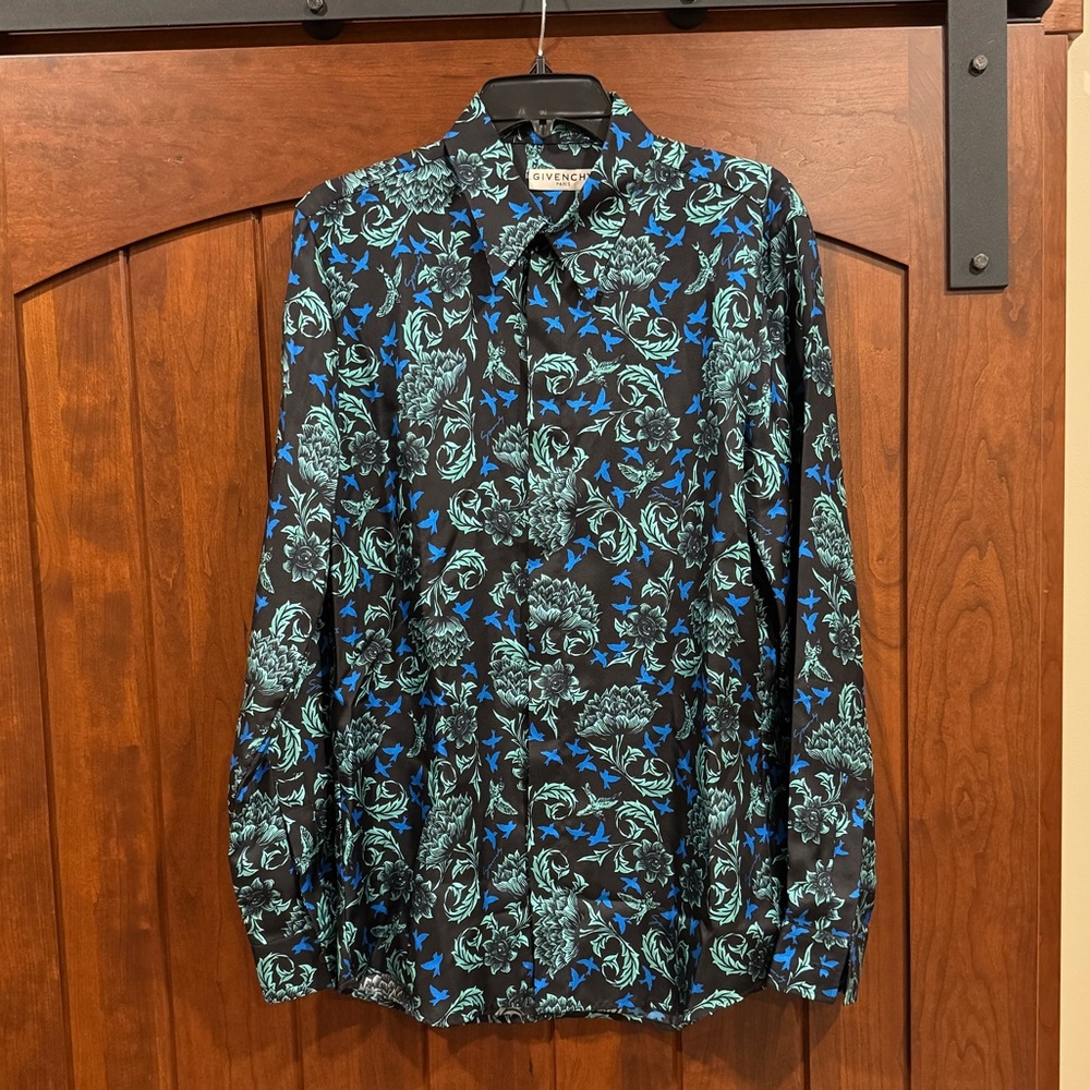 Men’s 100% Silk Givenchy Graphic Button-up Shirt